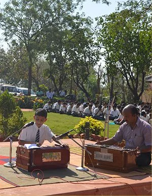 MUSIC CLUB