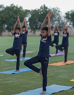 YOGA CLUB